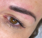 Microblading av øyebryn combo brows, healed