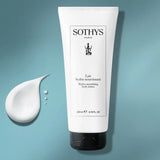 Sothys Hydra nourishing body lotion for tørr hud på kroppen uten å virke klissete.
