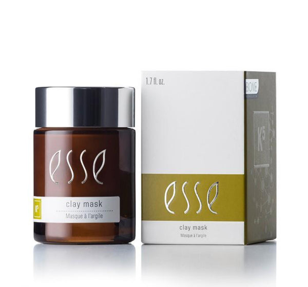 Esse Clay Mask er en detox maske med kaolin og bentonittleire som trekker ut urenheter, reduserer overflødig talg og strammer opp porene.